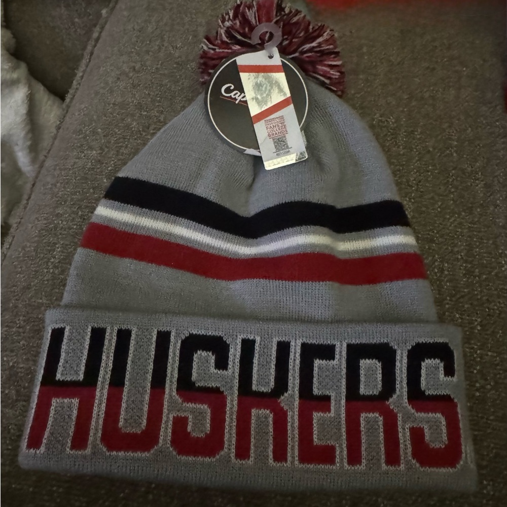 Gray and Red Huskers Knit Beanie New